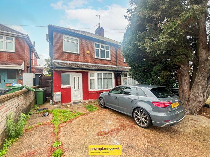 3 Bedroom Property To Rent In Capron Road, Leagrave, Luton, LU4