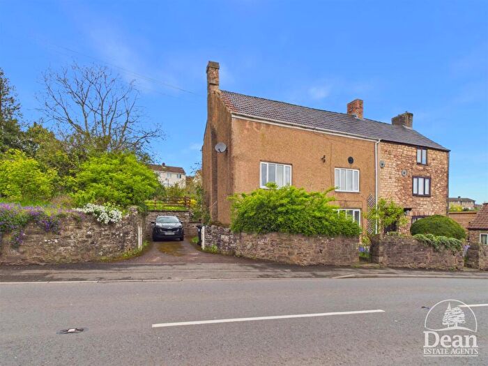 3 Bedroom Semi Detached House For Sale In Church Street, Cinderford, GL14