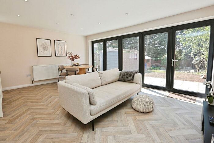 2 Bedroom Bungalow For Sale In Rother Dale, Southampton, Hampshire, SO19