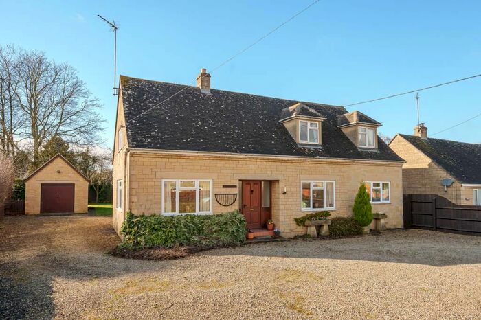 4 Bedroom Detached House For Sale In Bledington, Gloucestershire, OX7