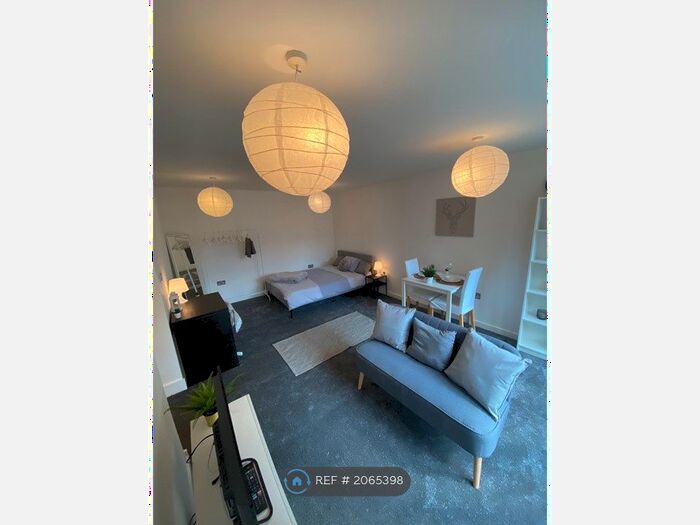 Studio To Rent In Studio, Stafford, ST16