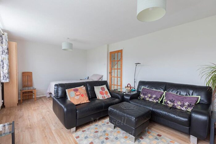 2 Bedroom Semi-Detached House For Sale In Hatch End, Forest Row, RH18