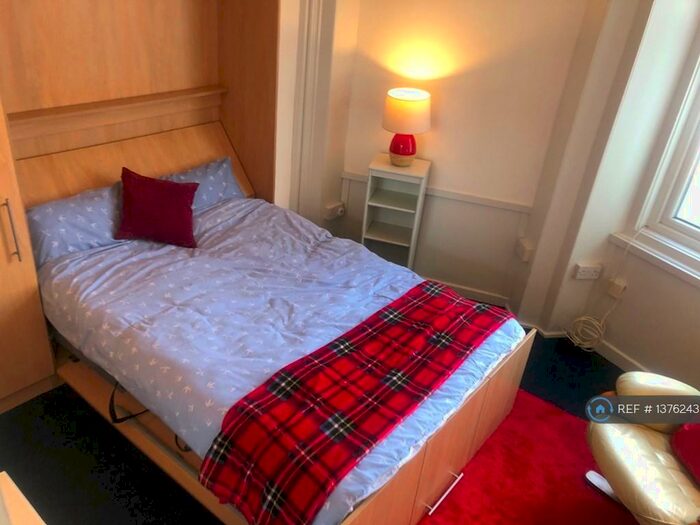 Studio To Rent In Rochester Road, Plymouth, PL4