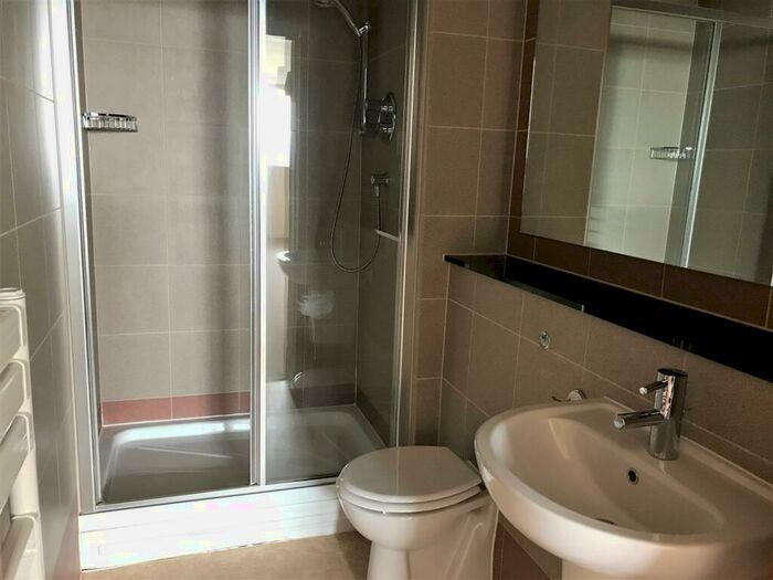 2 Bedroom Apartment To Rent In Dock Road, Birkenhead, CH41