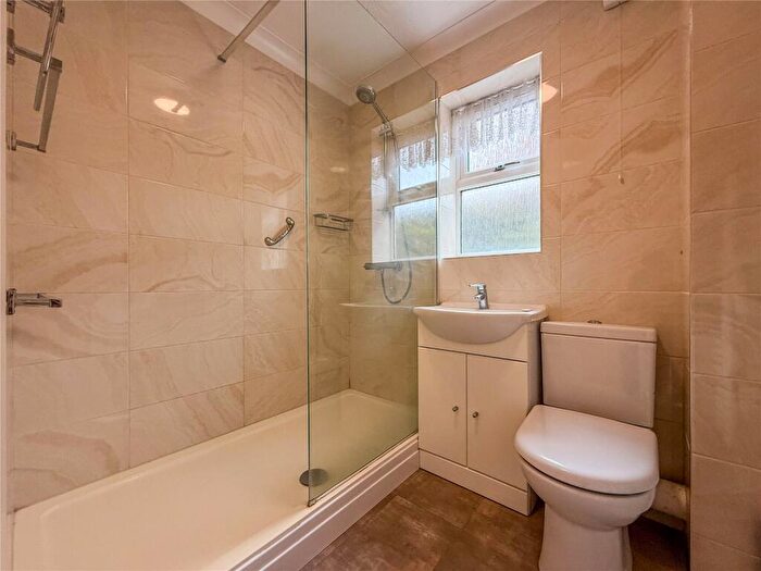 2 Bedroom Apartment For Sale In Wortley Road, Highcliffe On Sea, Christchurch, Dorset, BH23