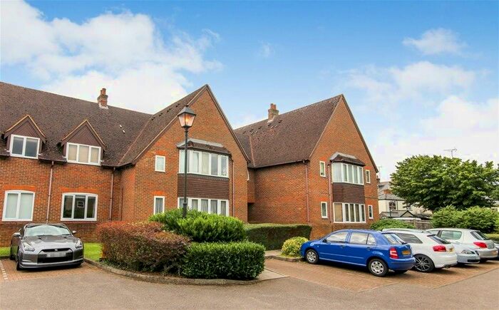 1 Bedroom Flat To Rent In Westminster Court, Harpenden, Harpenden, AL5