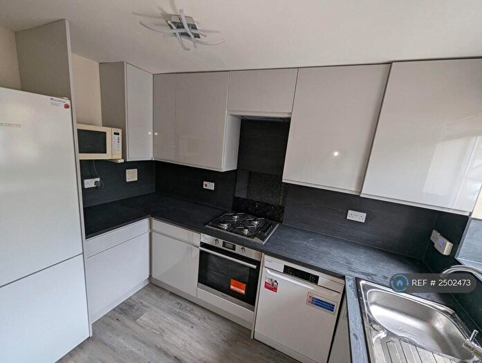 2 Bedroom Terraced House To Rent In Scholars Walk, Langley, Slough, SL3