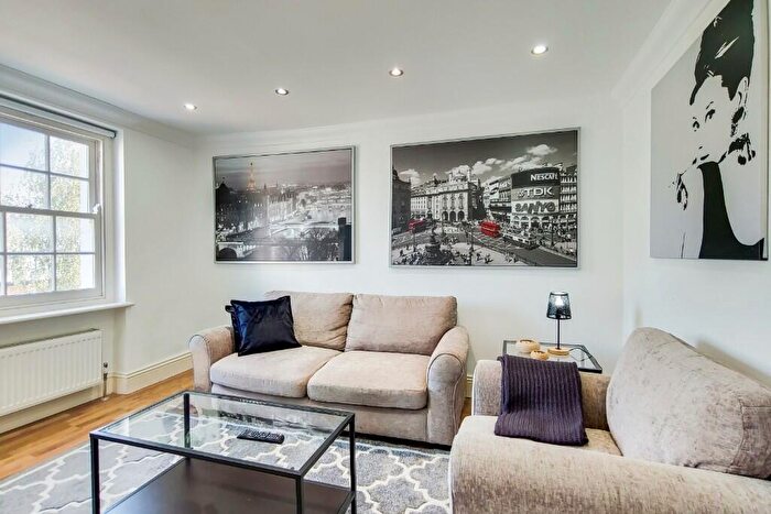 4 Bedroom Flat To Rent In Bell Street, London, NW1
