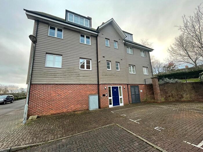 1 Bedroom Apartment For Sale In Poets Way, Dorchester, DT1