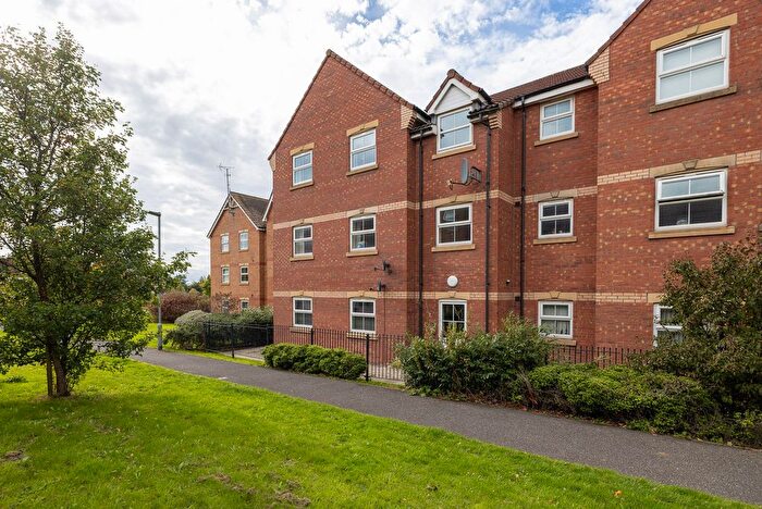 2 Bedroom Flat For Sale In St Leger Close, Sheffield, S25