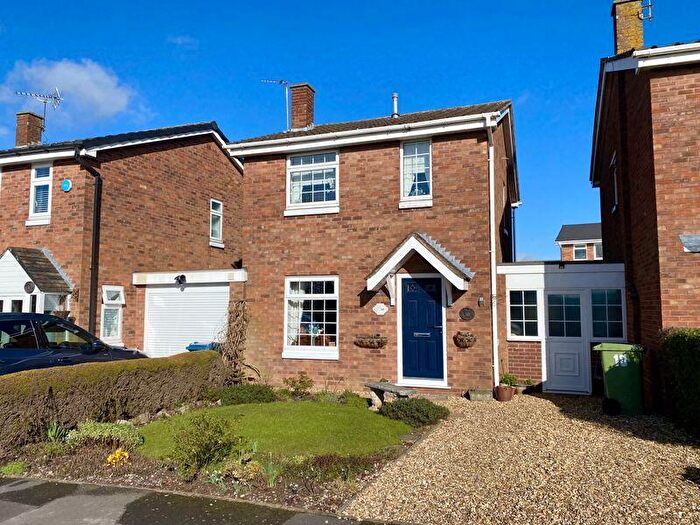 3 Bedroom Link Detached House For Sale In Knightley Way, Gnosall, Stafford, ST20