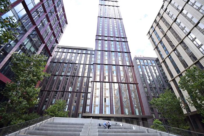 2 Bedroom Flat For Sale In Symphony Park, Manchester, M1