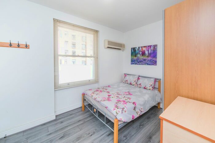 Studio To Rent In Cromwell Road, London, SW7