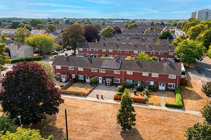 3 Bedroom Terraced House For Sale In Barclay Road, Norwich, NR7