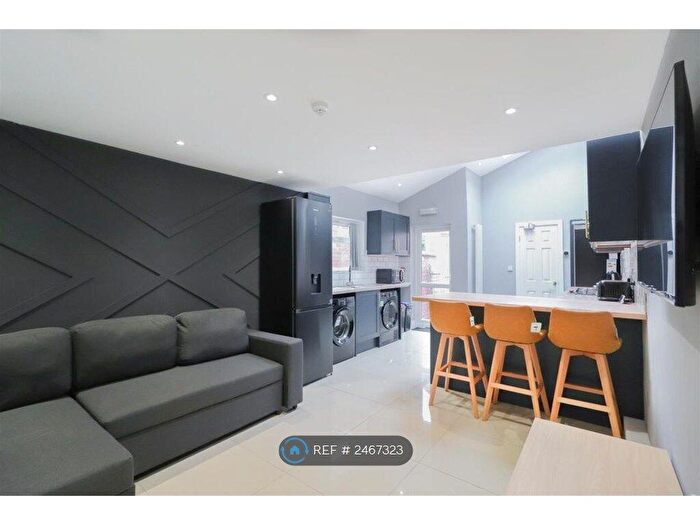 5 Bedroom End Of Terrace House To Rent In Humber Avenue, Coventry, CV1