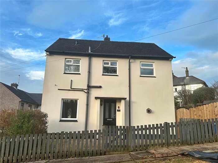 2 Bedroom Semi-Detached House For Sale In Lea Bank, Rawtenstall, Rossendale, BB4