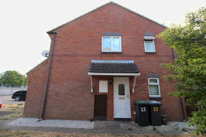 1 Bedroom Flat To Rent In Orchard Close, Biggleswade, SG18