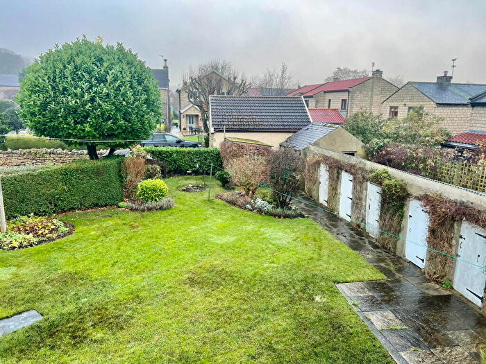 2 Bedroom Cottage For Sale In Barwick In Elmet, The Cross, Leeds, LS15
