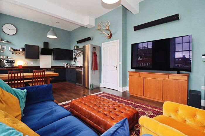 2 Bedroom Flat For Sale In Arthur Milton Street, Bristol, Somerset, BS7