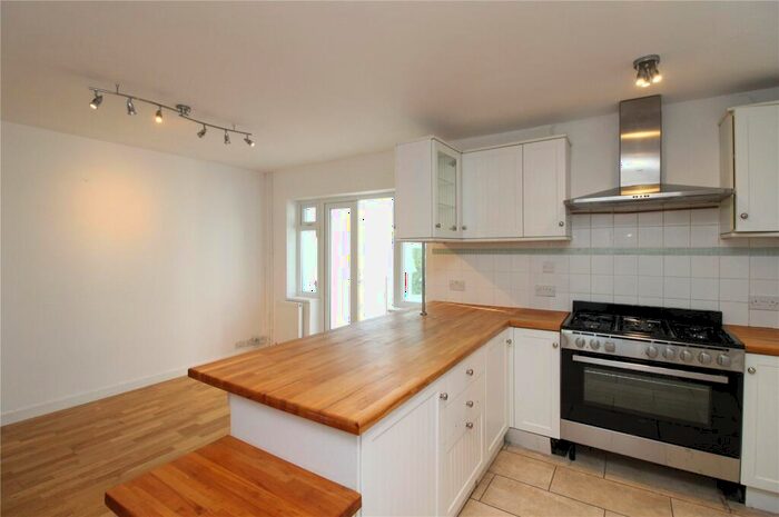 4 Bedroom Semi-Detached House To Rent In Worcester Crescent, Mill Hill, London, NW7
