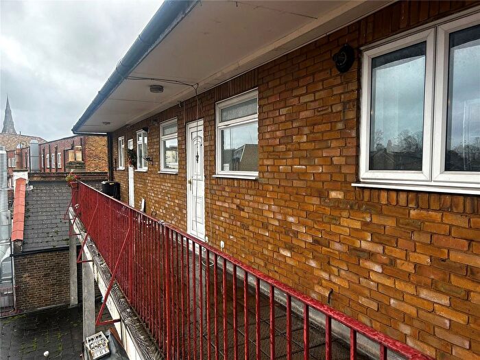 1 Bedroom Flat To Rent In High Street, London, SE20