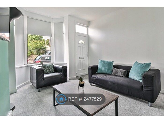 3 Bedroom End Of Terrace House To Rent In Mona Road, Sheffield, S10