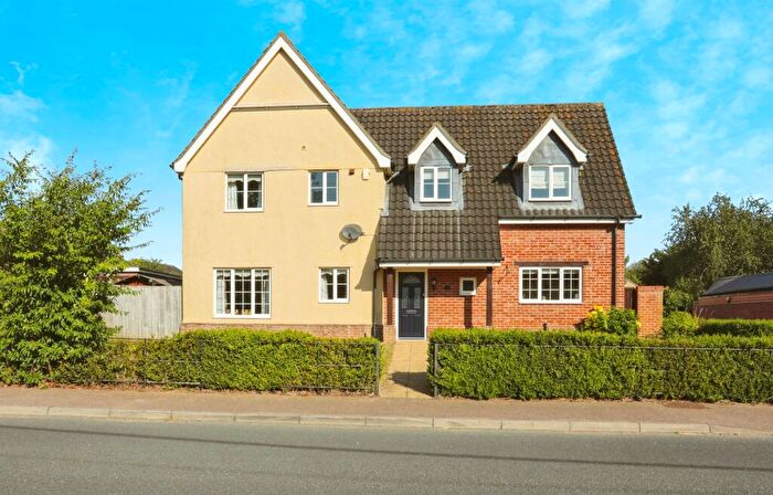 4 Bedroom Detached House For Sale In Pearl Close, Otley, Ipswich, IP6