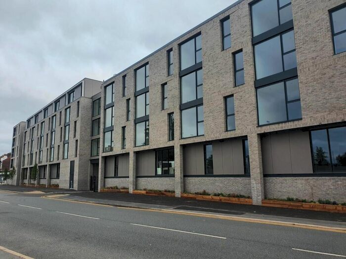 2 Bedroom Apartment To Rent In Crossbank Apartments, M7