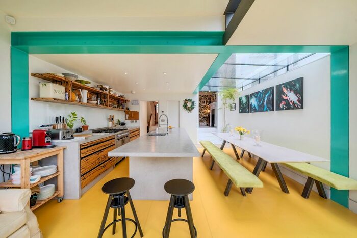 3 Bedroom Terraced House To Rent In Trinder Road, London, N19