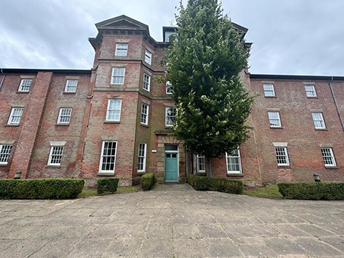 2 Bedroom Apartment To Rent In Nightingale Close, Chesterfield, S41