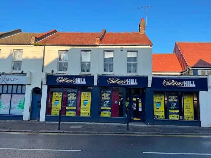 2 Bedroom Flat To Rent In West Street, Southend On Sea, SS2