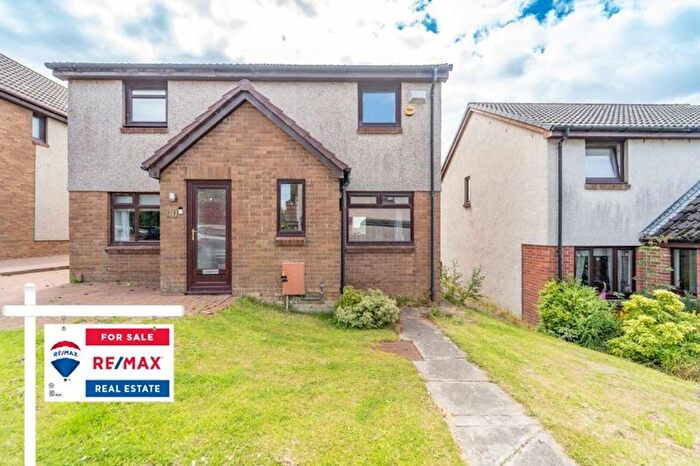 2 Bedroom Semi-Detached House For Sale In Belfield Avenue, East Calder, EH53