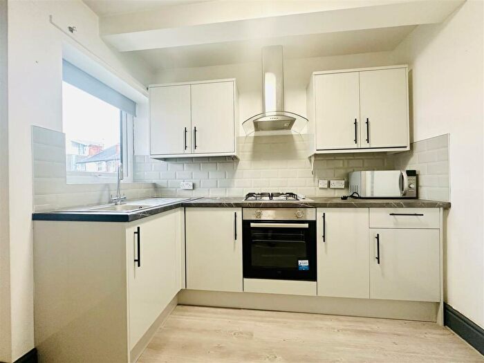 3 Bedroom Apartment To Rent In Trent Bridge Buildings, Nottingham, NG2