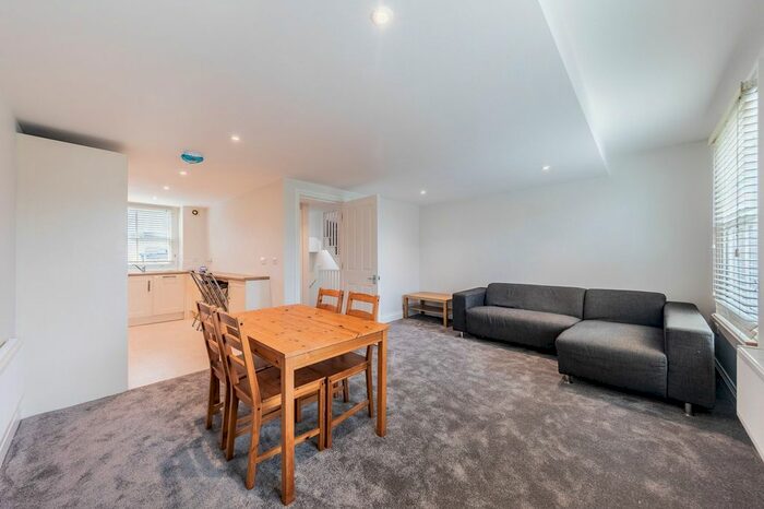 2 Bedroom Flat To Rent In Bramber Road, London, W14