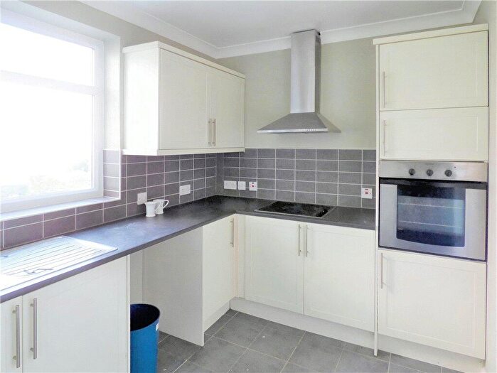 1 Bedroom Apartment For Sale In Chichester Court, Rustington, Littlehampton, BN16