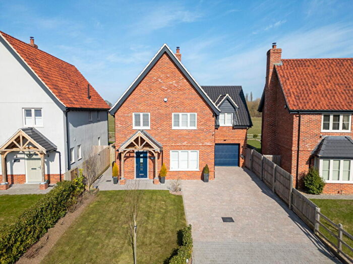 4 Bedroom Detached House For Sale In High Road, Bressingham, IP22
