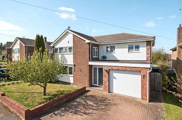 4 Bedroom Detached House For Sale In Gallows Hill, Saffron Walden, Essex, CB11