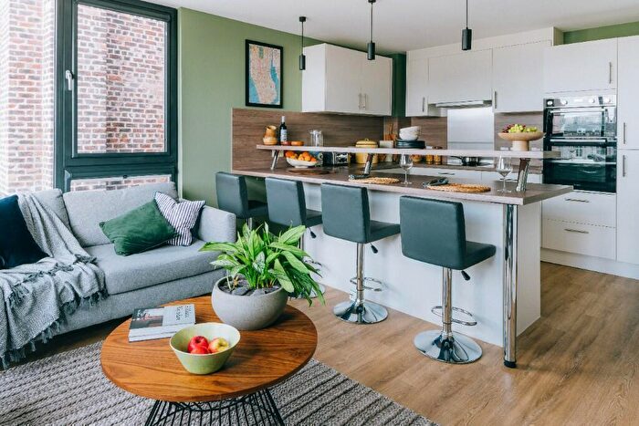 Studio To Rent In Schoolhill, Aberdeen, Aberdeenshire, AB10