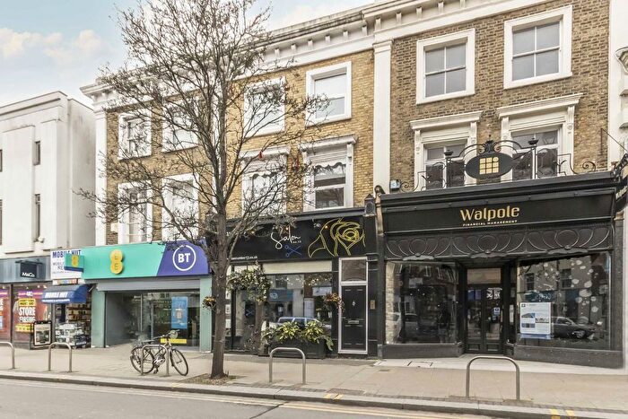 4 Bedroom Flat To Rent In Victoria Road, Surbiton, KT6