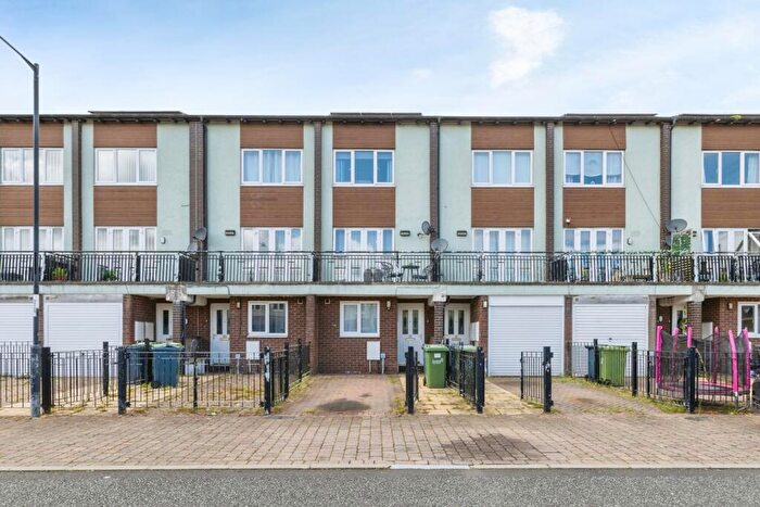3 Bedroom Town House For Sale In Ashgill, Washington, Tyne And Wear, NE37