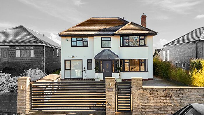 5 Bedroom Detached House For Sale In Dog Kennel Hill, Sheffield, S26