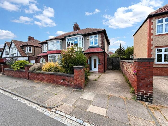 3 Bedroom Semi Detached House For Sale In Linden Grove, Hartlepool, TS26
