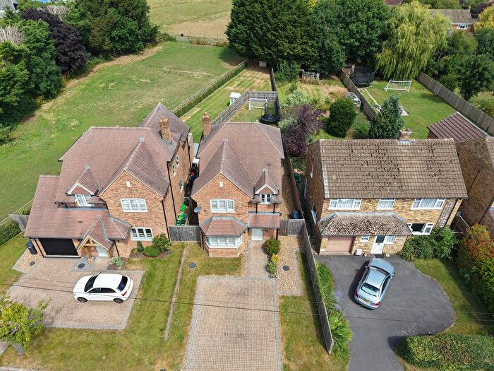 3 Bedroom Detached House For Sale In Meadow Cottage, Hatches Lane, Great Kingshill, High Wycombe, Buckinghamshire, HP15