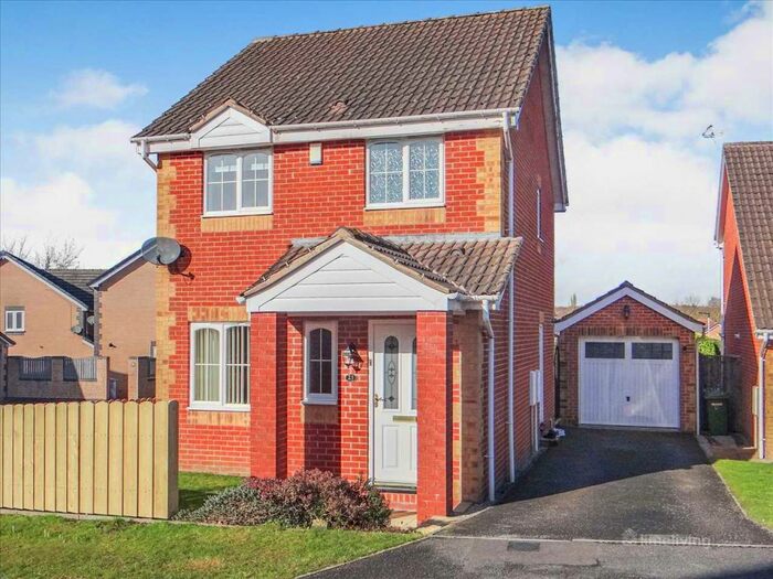 3 Bedroom House To Rent In Foxbrook Drive, S40