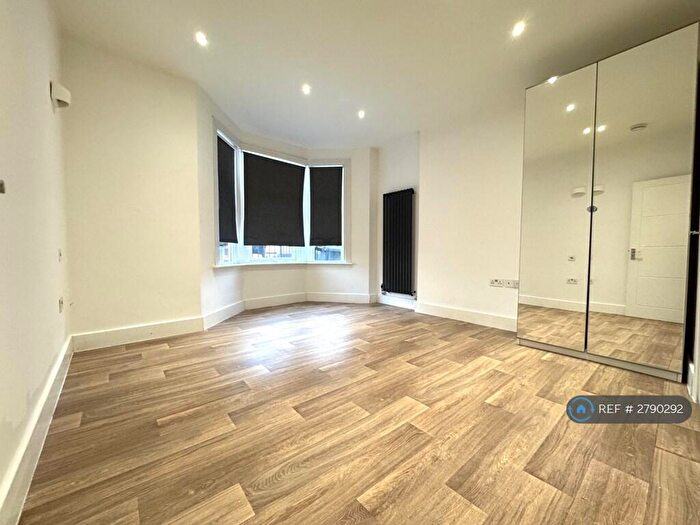 1 Bedroom Maisonette To Rent In Clarendon Road, Luton, LU2