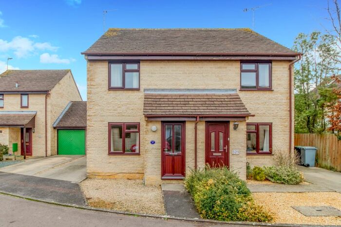 2 Bedroom Semi-Detached House To Rent In Manor Road, Witney, OX28