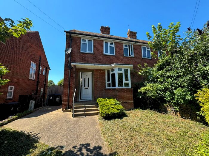 3 Bedroom Semi-Detached House To Rent In Arlington Gardens, Margate, CT9