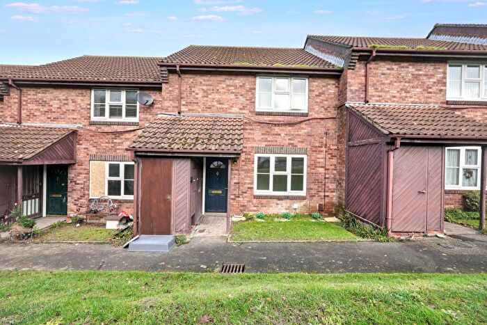 1 Bedroom Flat For Sale In Christchurch Way, Melbourne Ave, Dover, CT16