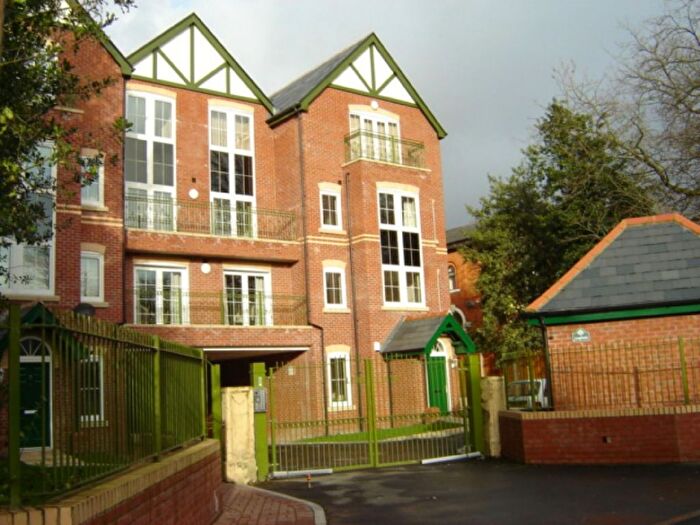 1 Bedroom Flat To Rent In Lingfield, Whalley Road, Whalley Range, Manchester., M16