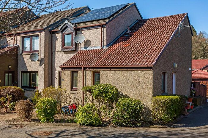 1 Bedroom Maisonette For Sale In Larchfield Neuk, Balerno, EH14